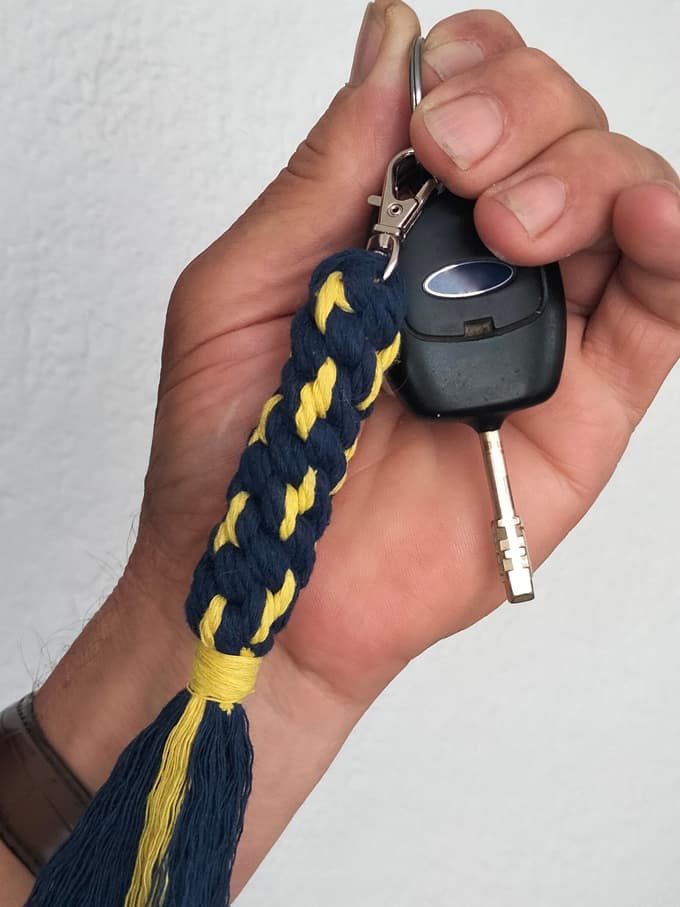 Descubre nuestra colección de llaveros macramé hechos a mano