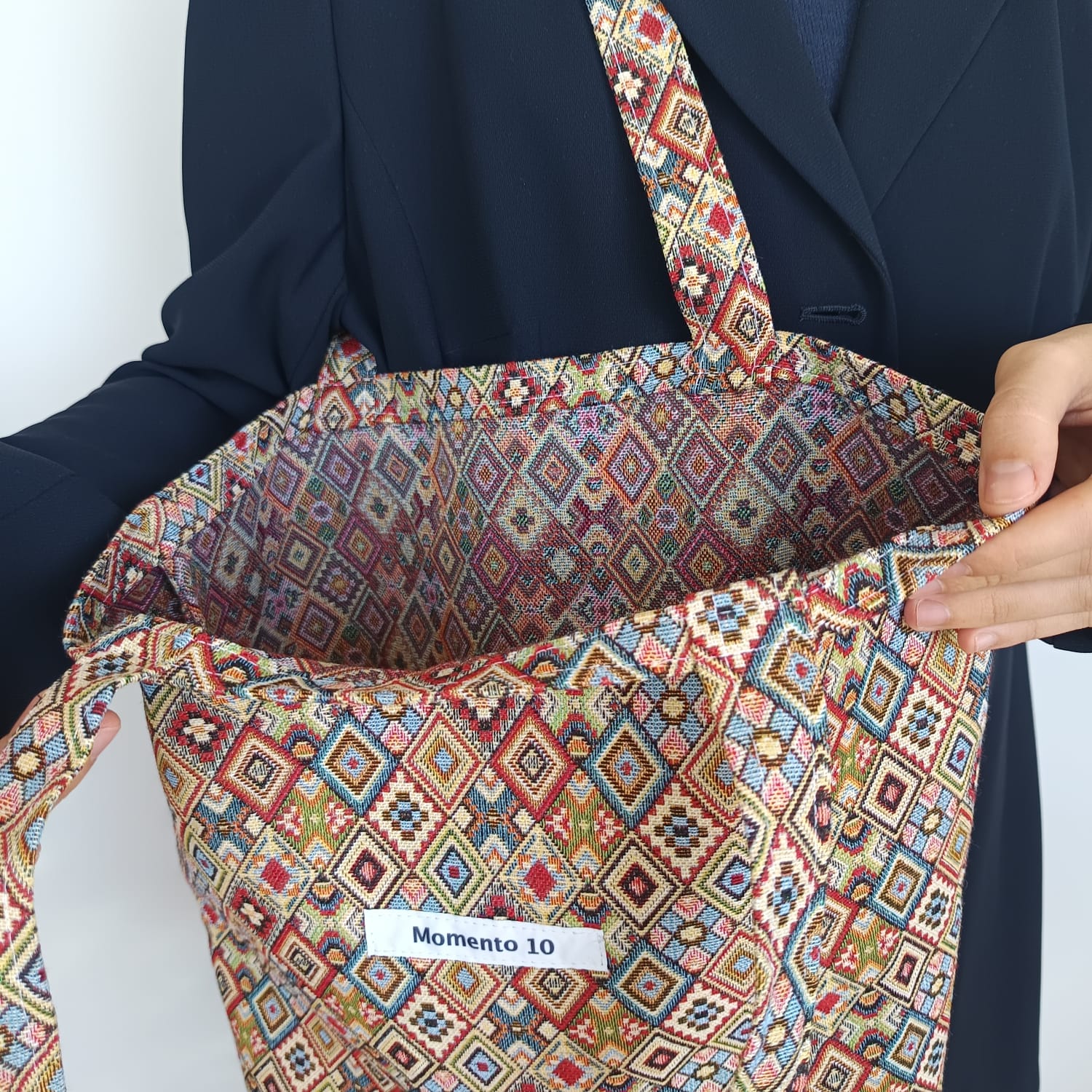 Bolso tote de loneta con diseño de rombos multicolor - Imagen 8