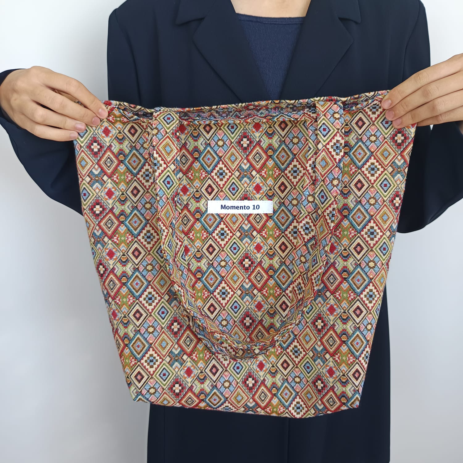 Bolso tote de loneta con diseño de rombos multicolor - Imagen 6