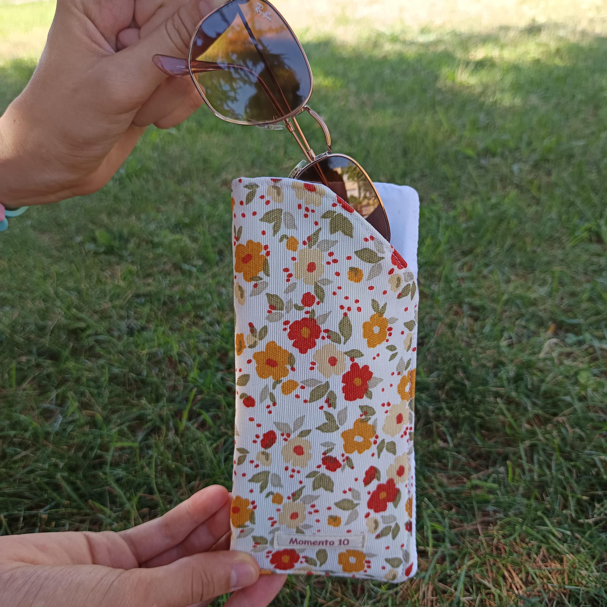 El toque boho que tus gafas necesitan_ fundas con carácter